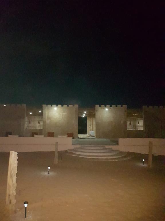 Desert Wonders Camp Ḩawīyah Exteriör bild