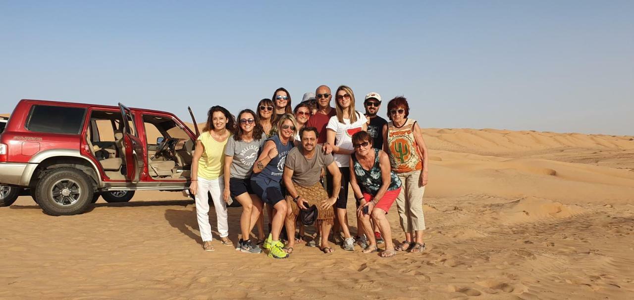 Desert Wonders Camp Ḩawīyah Exteriör bild